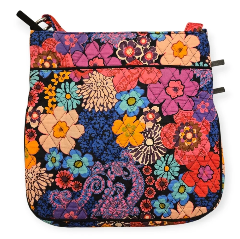 Vera Bradley Triple Zip Hipster - Picture 4 of 5